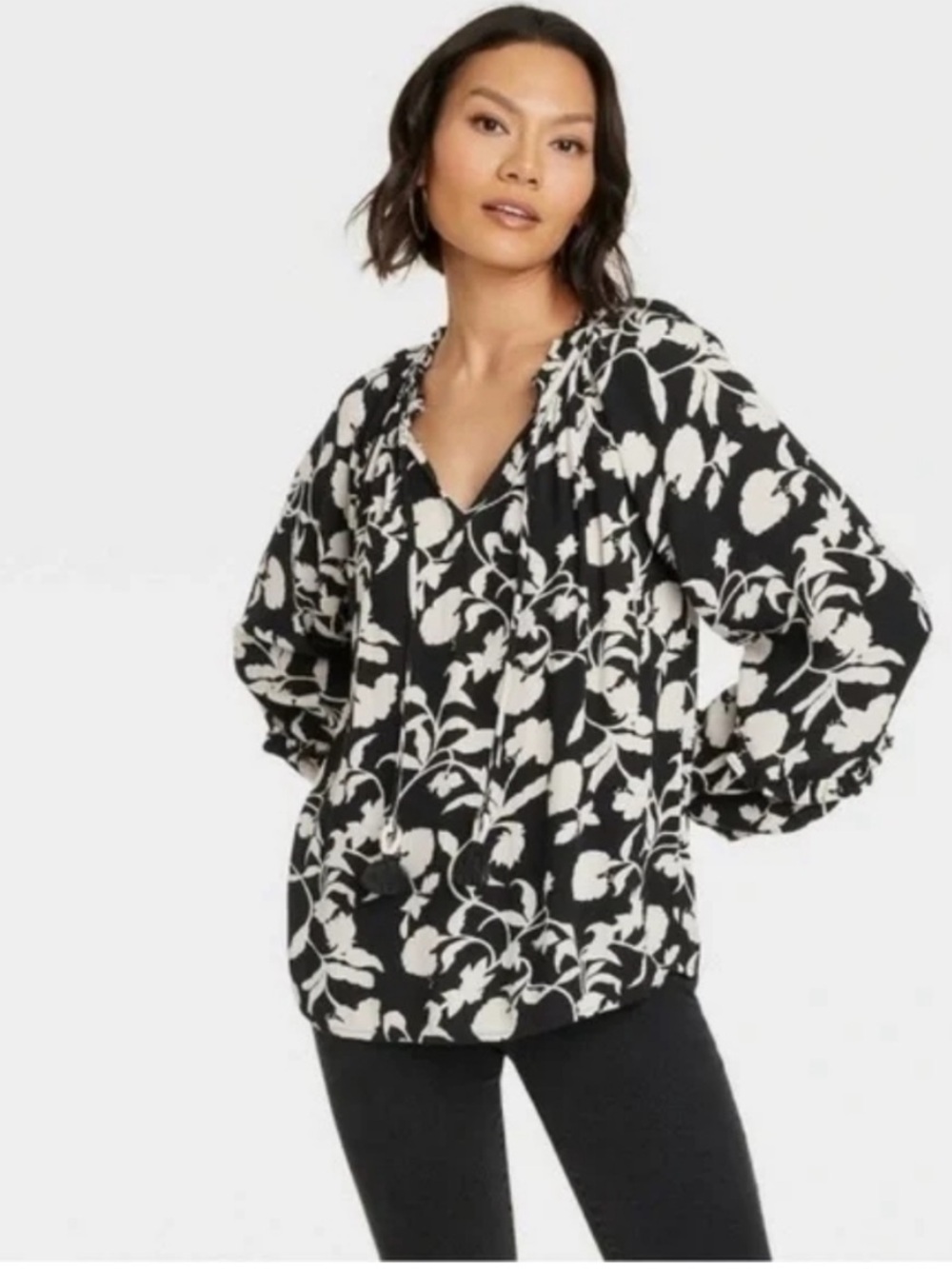 Knox Rose Black and Cream Floral Blouse